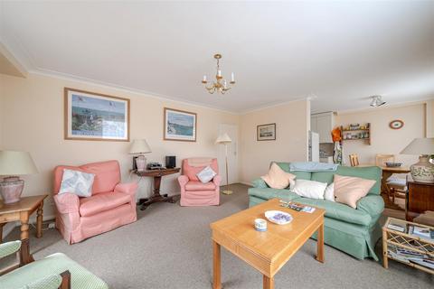 3 bedroom flat for sale, Princes Drive, Sandwich CT13