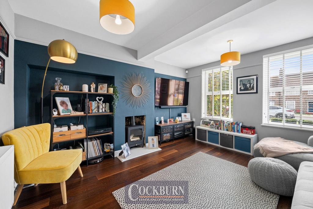 House in London - View 2