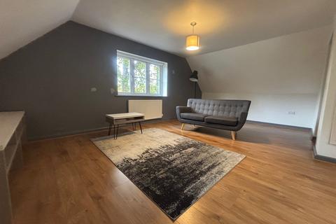 undefined, Bassett Green Road, SOUTHAMPTON