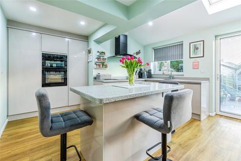 3 bedroom detached house for sale, Barnside Close, Bury, Greater Manchester, BL9