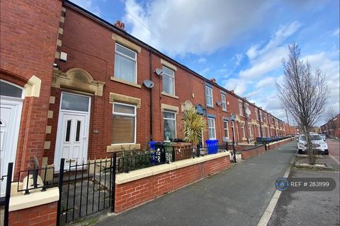 2 bedroom terraced house to rent, Trafalgar St, Ashton-Under-Lyne, OL7