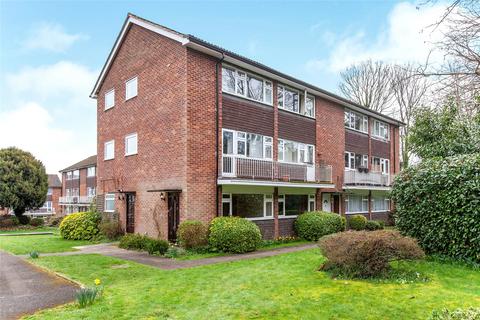 2 bedroom maisonette for sale, Calder Court, Gringer Hill, Maidenhead