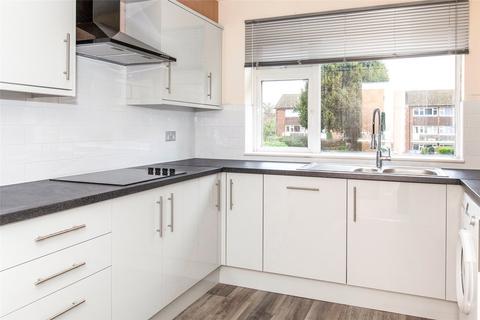 2 bedroom maisonette for sale, Calder Court, Gringer Hill, Maidenhead