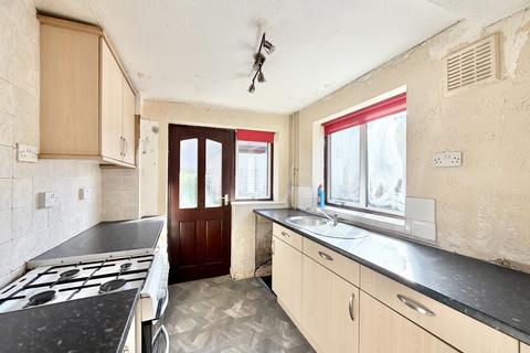 3 bedroom semi-detached house for sale, Severn Drive, Garforth