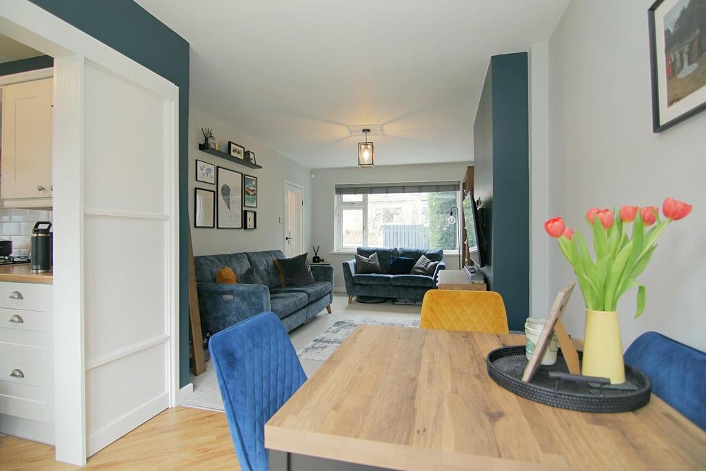 Open plan dining