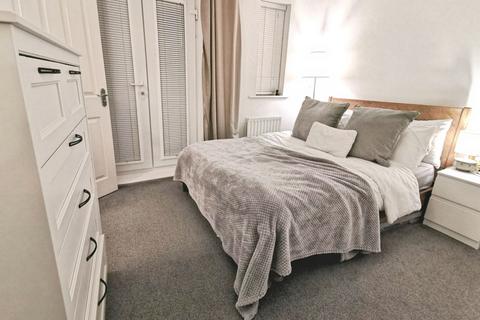 undefined, Queensbury Gate, Longbenton, Newcastle upon Tyne, NE12