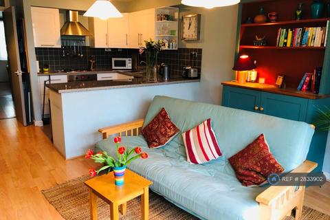 1 bedroom flat to rent, Wharfdale Road, London, N1
