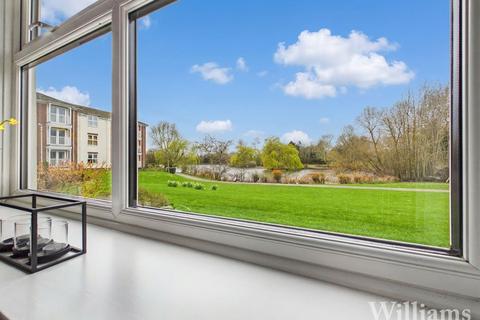 1 bedroom flat for sale, Whinchat, Aylesbury HP19