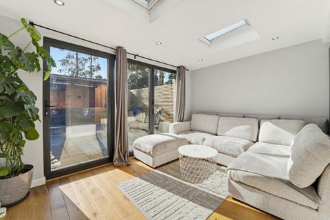 2 bedroom terraced house for sale, Tanglewood Close, Uxbridge, UB10