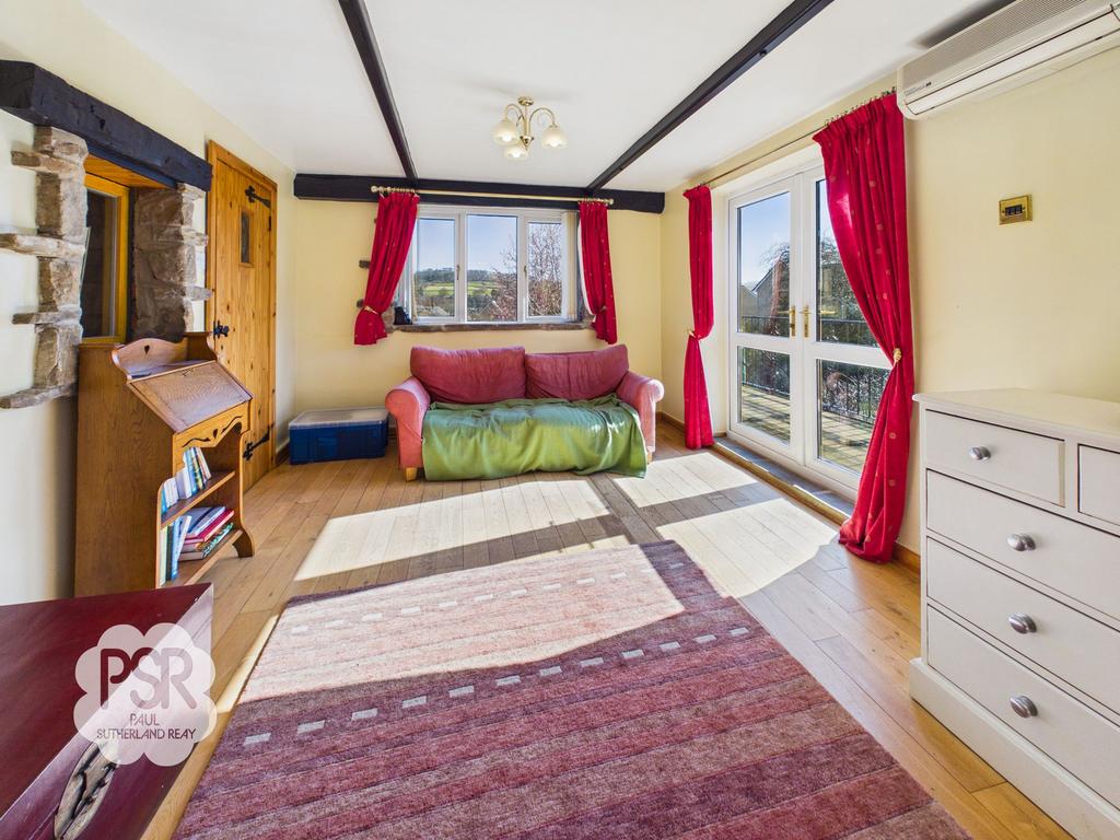Family Room/ Snug