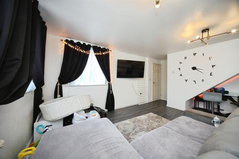 1 bedroom cluster house for sale, Chester Mews, Luton