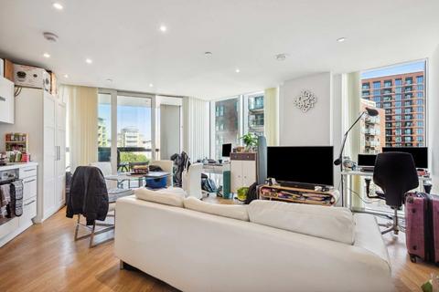 1 bedroom flat to rent, Surrey Quays Road, London SE16