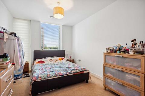 1 bedroom flat to rent, Surrey Quays Road, London SE16