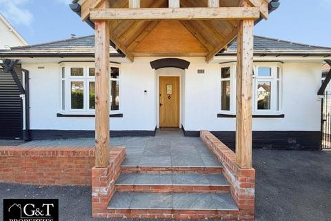 3 bedroom bungalow for sale, Bratch Lane, Wombourne, Wolverhampton