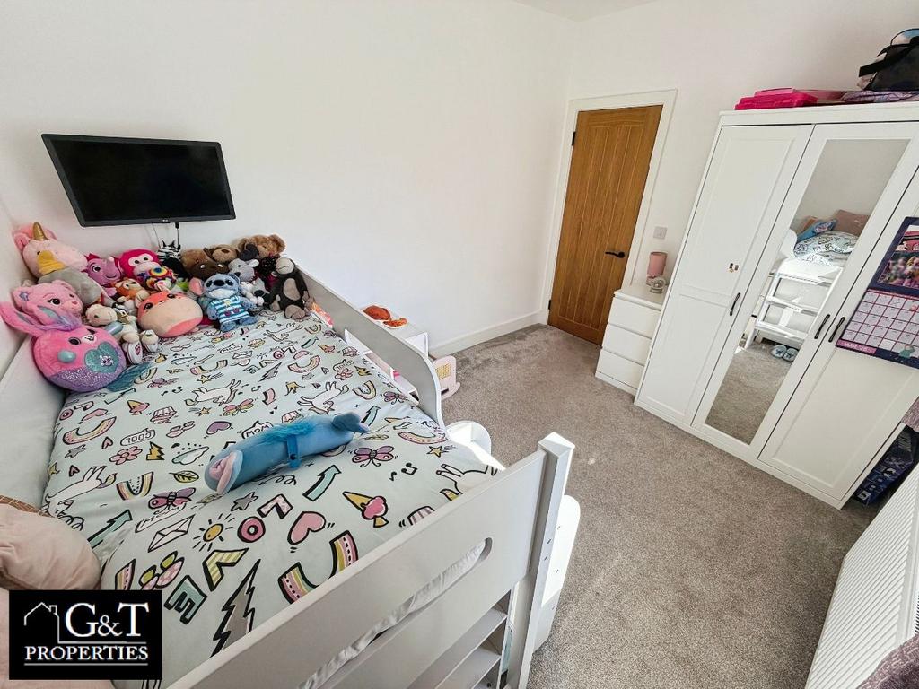 Second bedroom