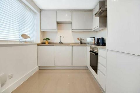 undefined, Queens Terrace, Southampton, SO14