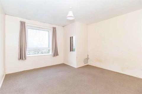 2 bedroom flat for sale, St. Botolphs Road, Worthing