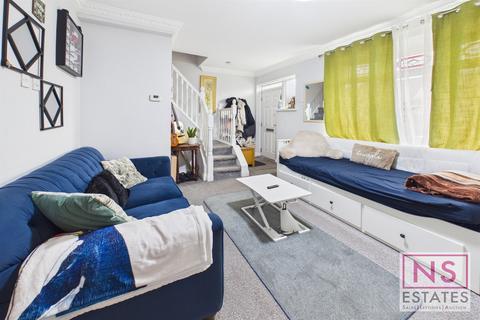 3 bedroom end of terrace house for sale, East Crescent, Whinney Banks, Middlesbrough, TS5