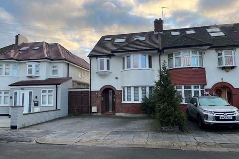 undefined, Rowantree Road, London