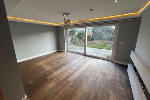 undefined, Rowantree Road, London
