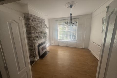 undefined, London SE25