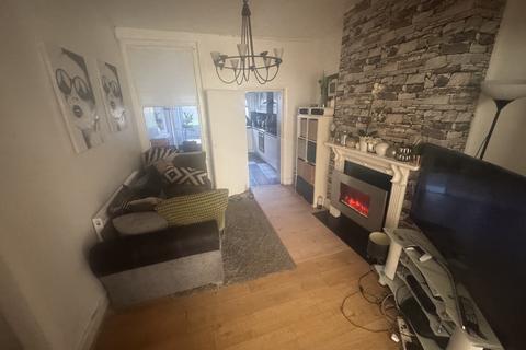 undefined, London SE25