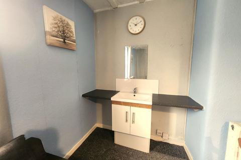 undefined, Lower High Street, Stourbridge DY8
