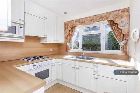 2 bedroom semi-detached house to rent, Highfield Road, London, NW11