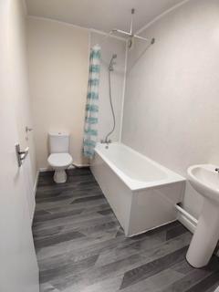 2 bedroom flat to rent, Shaftesbury Street, Stockton