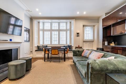 1 bedroom flat to rent, North Audley Street Mayfair W1K