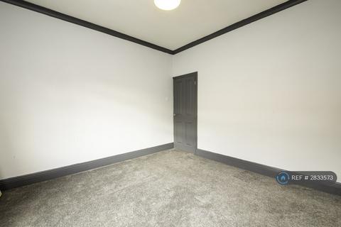 2 bedroom terraced house to rent, Wath Road, Mexborough, S64