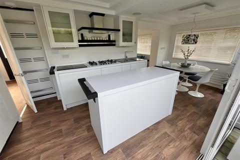 2 bedroom park home for sale, Mossways Park, Wilmslow