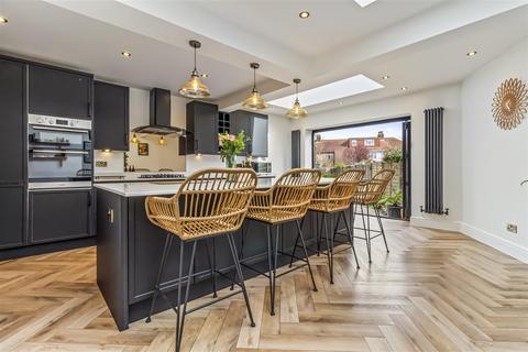 3 bedroom end of terrace house for sale, Normandy Road, Worthing