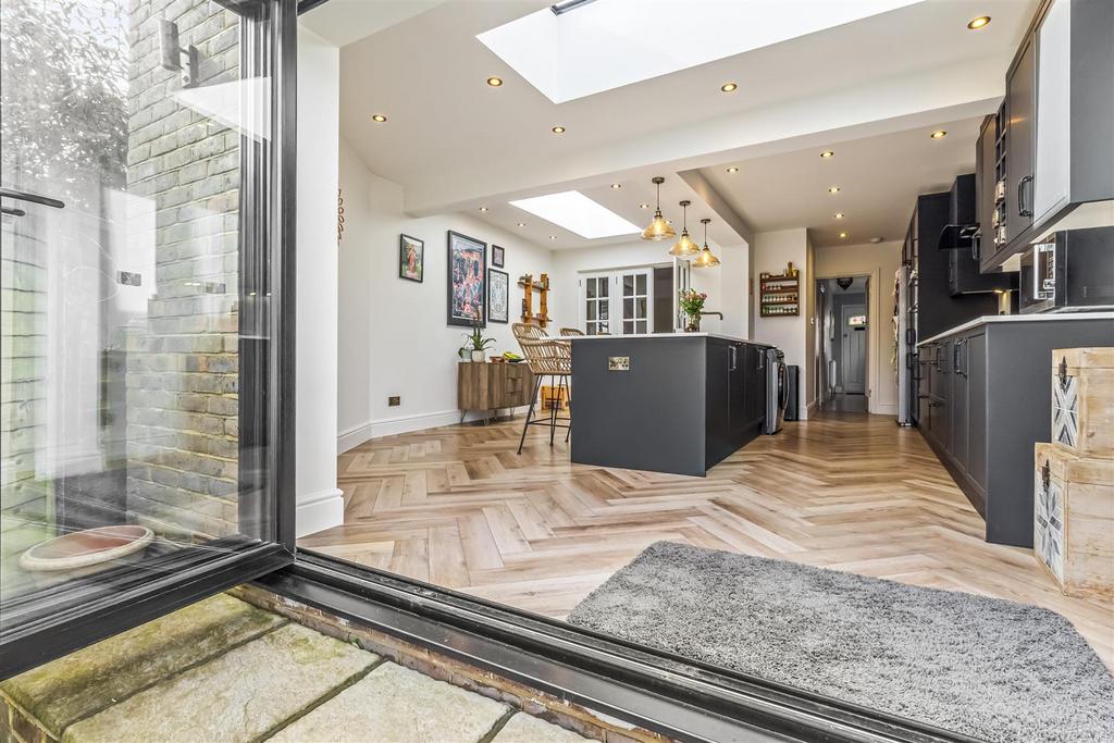 8 Normandy Road-014.JPG