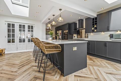 3 bedroom end of terrace house for sale, Normandy Road, Worthing