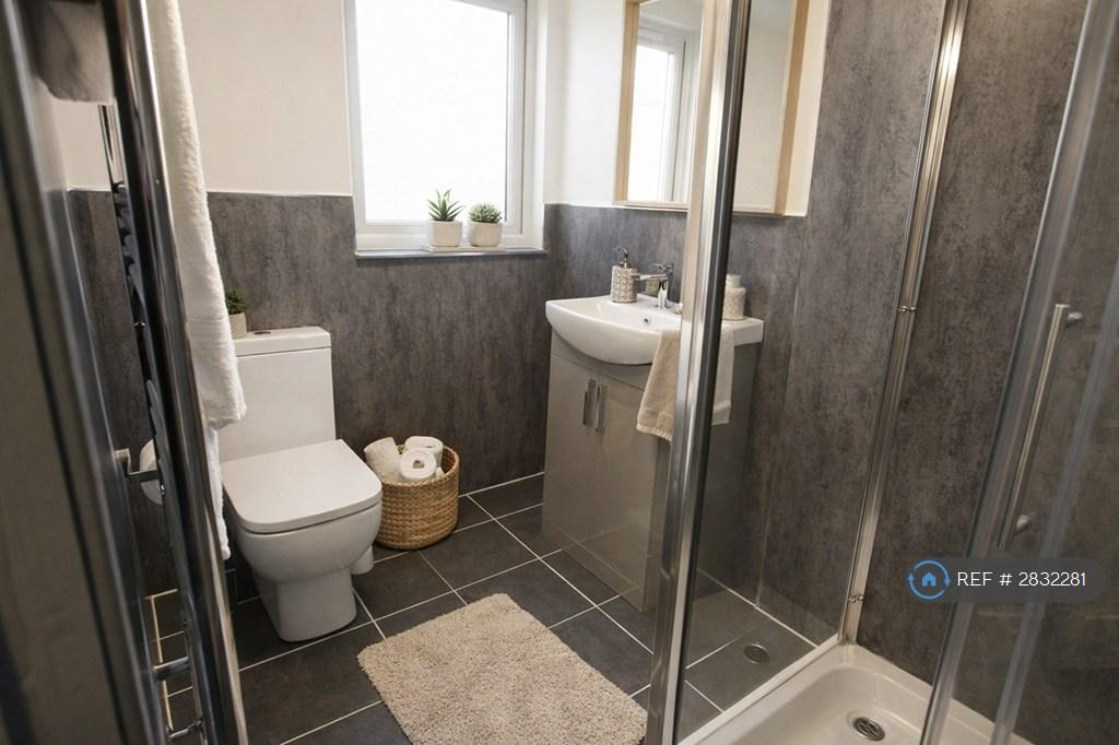 Top Floor Bathroom