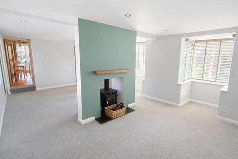 4 bedroom detached house for sale, Vicarage Lane, Northampton