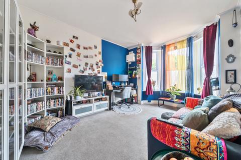undefined, Palace Grove, Bromley, BR1