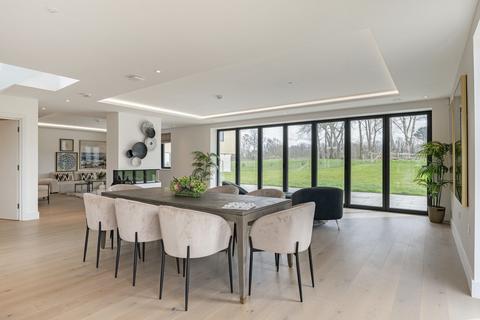 4 bedroom house for sale, Courtlands Park, Park Road, Banstead, SM7