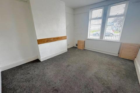 undefined, Wood Street, Castleford