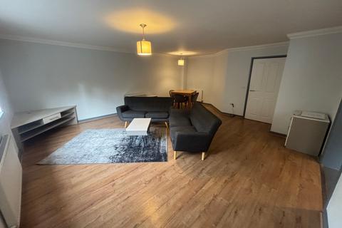 2 bedroom flat to rent, Bassett Green Road, SOUTHAMPTON