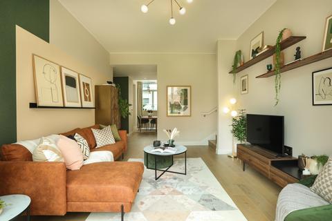 3 bedroom flat to rent, Copperworks Wharf Sugar House Island E15