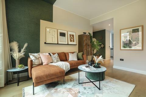 3 bedroom flat to rent, Copperworks Wharf Sugar House Island E15