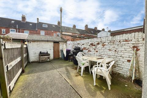 undefined, College Street, Grantham, NG31
