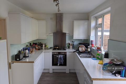 undefined, Alleyn Park, London, SE21
