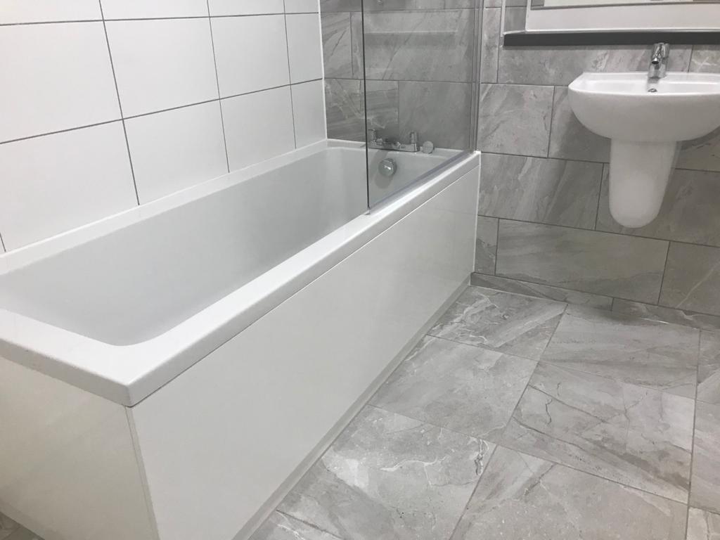 D122 Bathroom