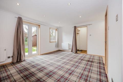 undefined, 1727L Park Place, Livingston, EH54 6RR