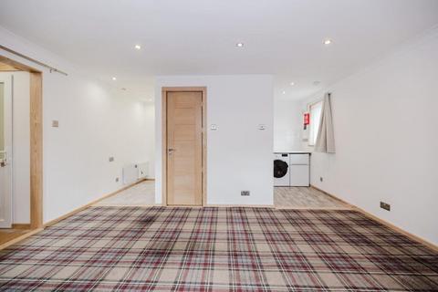 undefined, 1727L Park Place, Livingston, EH54 6RR