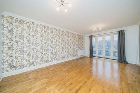 2 bedroom flat to rent, Steadfast Road, Kingston Upon Thames KT1