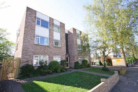 undefined, Manor Road, Twickenham TW2